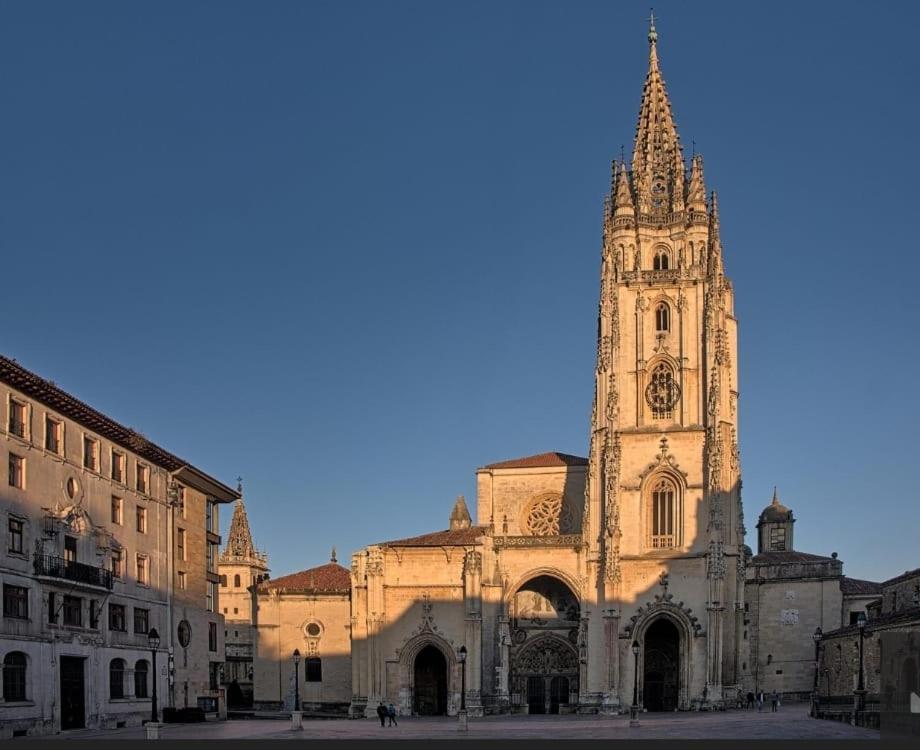 Alojamiento Oviedo 1 Exterior foto